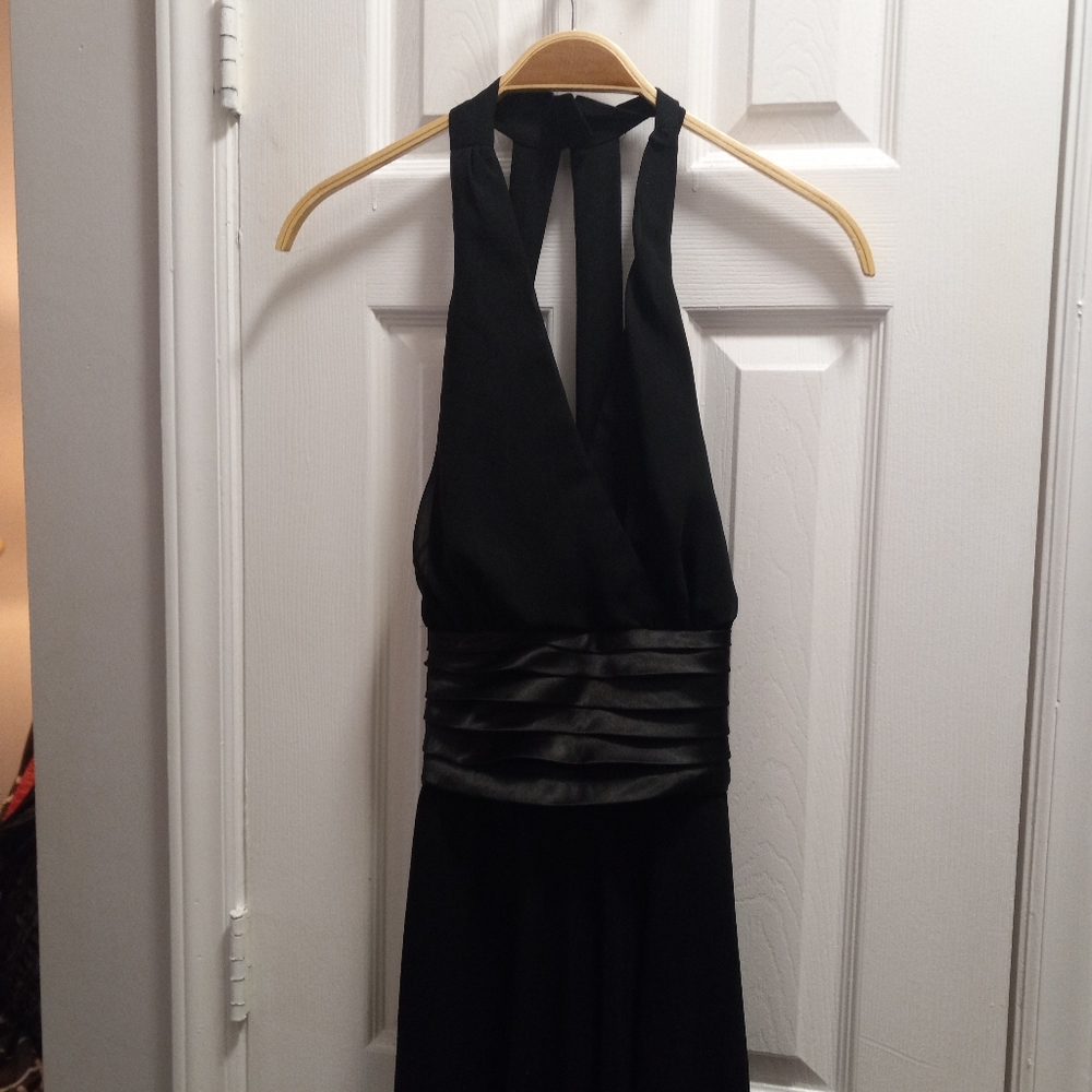 Scarlett Dress and black  clutch